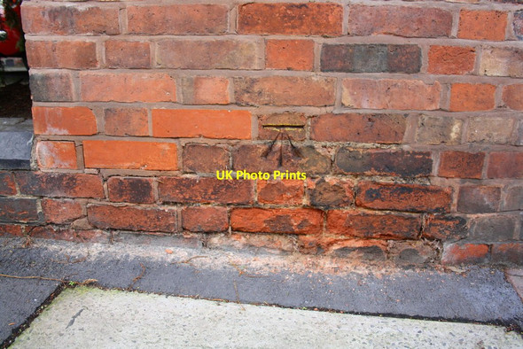 Photo 6"x4" Benchmark on Albert Place wall Loughborough c2015