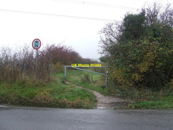 Photo 6"x4" Gated Entrance Balsam c2014