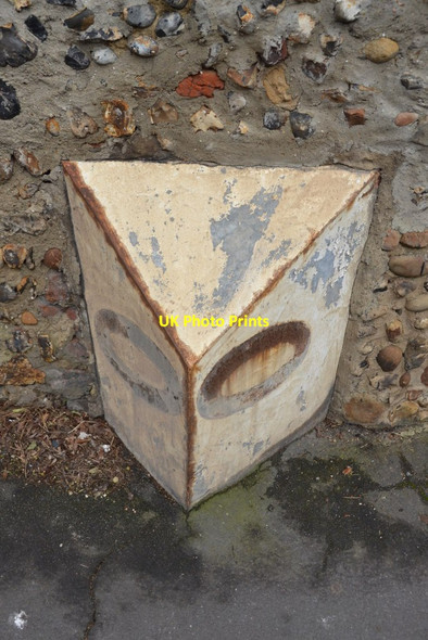 Photo 6"x4" Old Milepost Earls Colne c2014