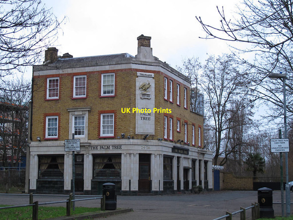 Photo 6"x4" The Palm Tree pub, Mile End Bow\/TQ3682 c2015