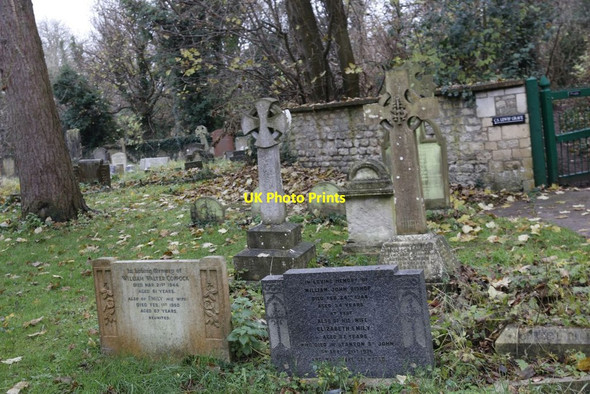 Photo 6"x4" Crosses & Headstones New Headington c2014