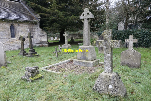 Photo 6"x4" Crosses by the Church New Headington c2014