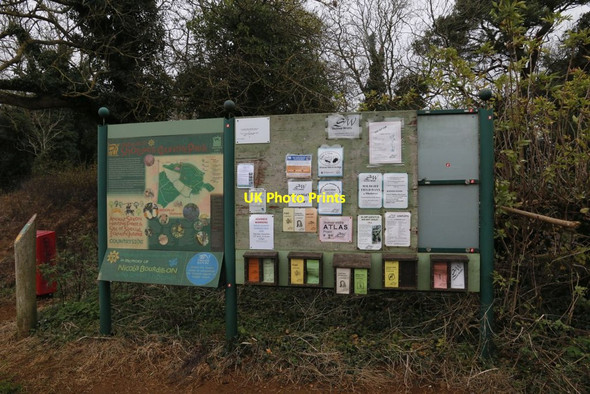 Photo 6"x4" Board on Shotover Hill New Headington c2014
