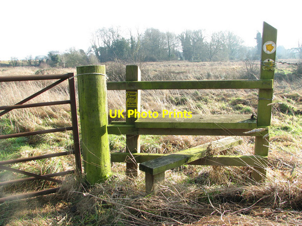 Photo 6"x4" Stile on footpath to Mill Lane Hengrave\/TG1319 c2015