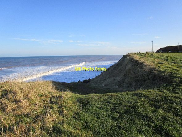 Photo 6"x4" Way down to the beach Withernsea c2015
