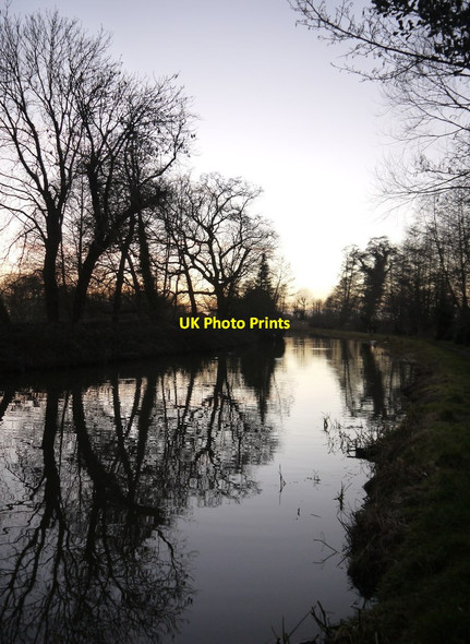 Photo 6"x4" The Wey Navigation: view upstream from Newark Lock Pyrford Green c2015