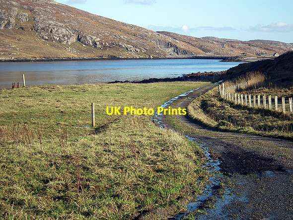 Photo 6"x4" Caolas Bhatarsaigh viewed from the road by Port \u00c3\u00a0 Bh\u00c3\u00a0ta Bhatarsaigh c2014