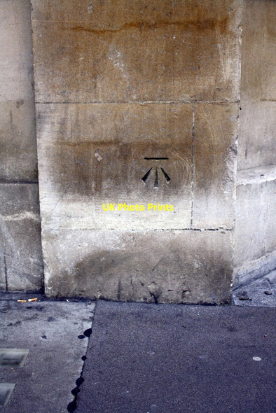 Photo 6"x4" Benchmark on former Post Office, Waterloo Road London c2015