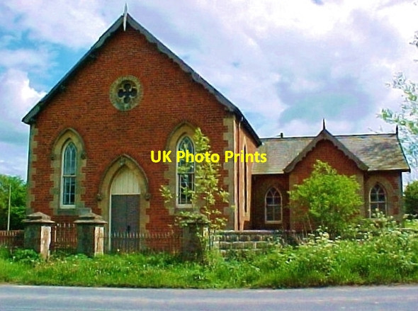Photo 6"x4" Former Chapel at Walford near Brampton Bryan Brampton Bryan c2002