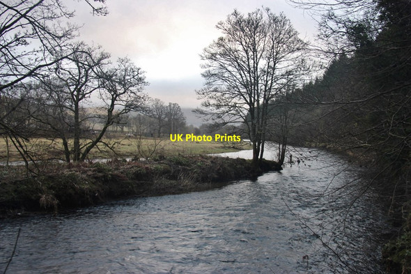 Photo 6"x4" The River Tweed at Cardrona Cardrona Village c2015