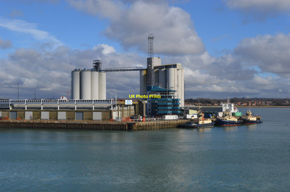 Photo 6"x4" Port Control Centre and Southampton Grain Terminal Ocean Village c2015