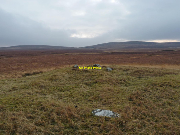 Photo 6"x4" Shieling hut above the Allt a' Mhuilinn, Sutherland Allt nam Meann c2015