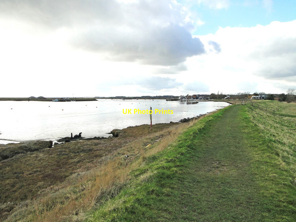 Photo 6"x4" Looking back at Orford from the river wall Orford\/TM4249 c2015