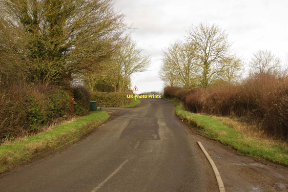 Photo 6"x4" The road to Botolph Claydon Quainton c2015