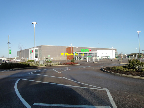 Photo 6"x4" Asda Supermarket on a Sunday morning Lowestoft c2015