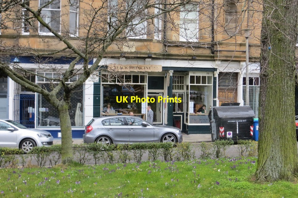 Photo 6"x4" Black Medicine Merchiston c2015