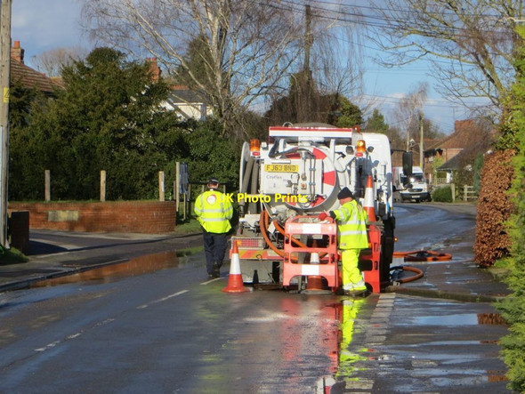 Photo 6"x4" The Clean Up Cholsey c2015