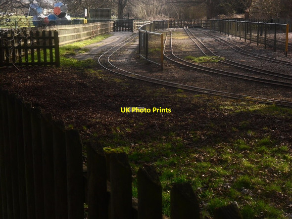 Photo 6"x4" Miniature Railway in Cassiobury Park Watford\/TQ1097 c2015