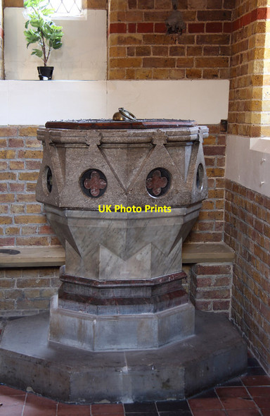 Photo 6"x4" St John the Evangelist, Glenthorne Road, Hammersmith - Font Hammersmith\/TQ2279 c2015