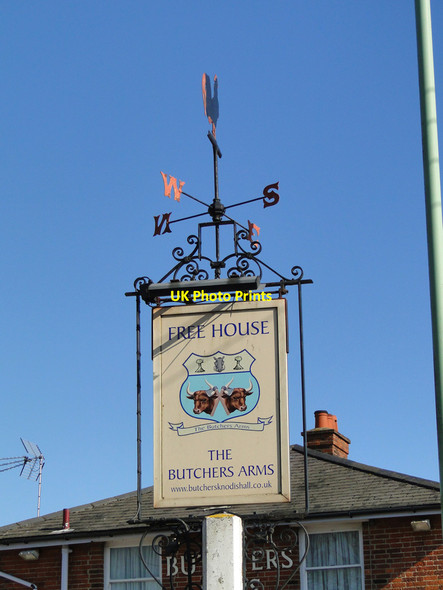 Photo 6"x4" The Butchers' Arms pub sign and weather vane at Knodishall Leiston c2015