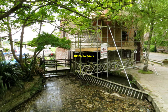 Photo 6"x4" The River Avon millstream flows under Place Mill Christchurch\/SZ1592 c2014