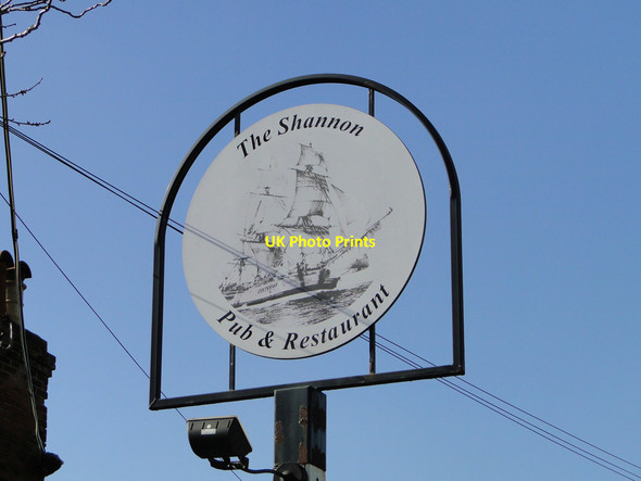 Photo 6"x4" The Shannon pub sign Bucklesham c2015