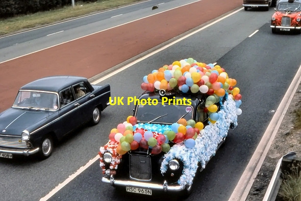 Photo 6"x4" Decorated Taxi, East Lancashire Road Haydock c1979