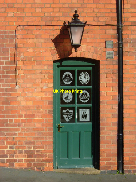 Photo 6"x4" Door into the Seven Stars Rugby c2015