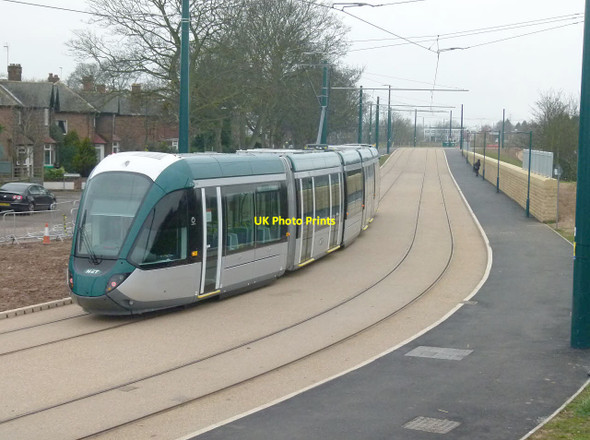 Photo 6"x4" Rounding the curve at Wilford West Bridgford c2015