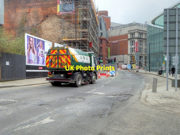 Photo 6"x4" Road Sweeper on Hunts Bank Manchester c2015