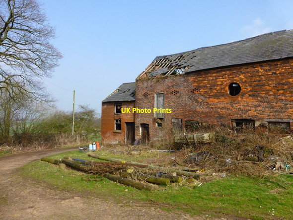 Photo 6"x4" Dilapidated barn at Crow's Nest Daresbury c2015