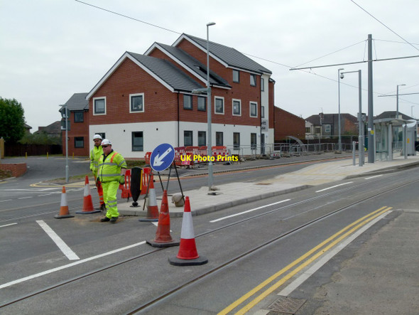 Photo 6"x4" Middle Street tram stop Beeston\/SK5236 c2015
