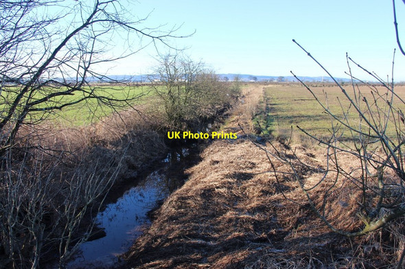 Photo 6"x4" Field drain to Black Cart Water Clydebank\/NS4970 c2015