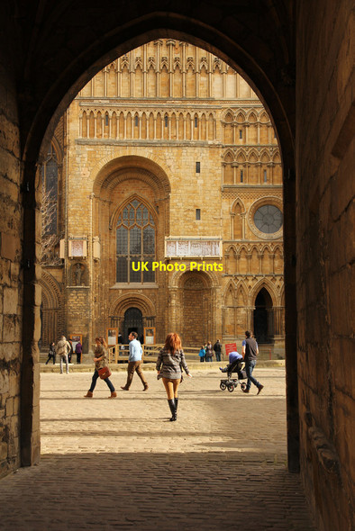 Photo 6"x4" Minster Yard Lincoln c2014