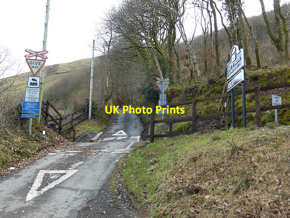 Photo 6"x4" The level crossing by Aberffrwd Station Aberffrwd\/SN6878 c2015