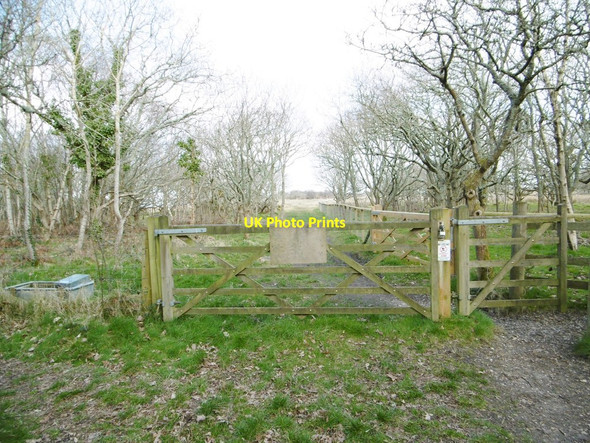 Photo 6"x4" Hengistbury Head, gates Christchurch\/SZ1592 c2015