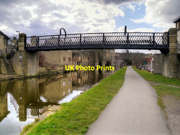 Photo 6"x4" Leeds and Liverpool Canal, Gallows Bridge (207D) Shipley\/SE1437 c2015