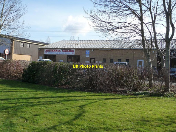 Photo 6"x4" Britannia Garage, Overthorpe Industrial Estate Banbury\/SP4540 c2015