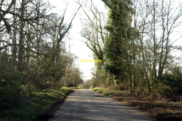 Photo 6"x4" The road through Barton Hartshorn Barton Hartshorn c2015