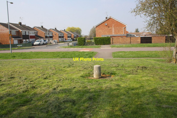 Photo 6"x4" Junction of Kingfisher Drive and Martinfield Swindon\/SU1685 c2015
