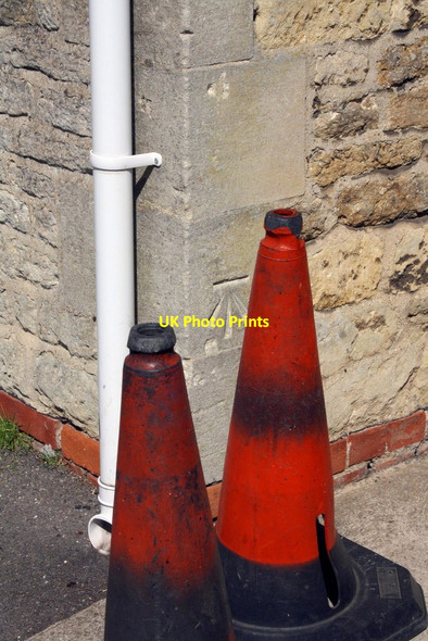 Photo 6"x4" Benchmark on CE Primary School Blenheim\/SP5705 c2014