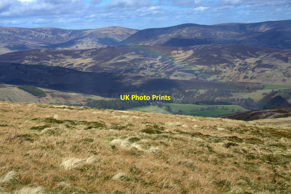 Photo 6"x4" View to Glen Uig from the NE slopes of Cat Law Easter Lednathie c2014