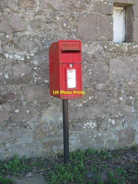 Photo 6"x4" Post box in East Fenton Fenton\/NT9733 c2014