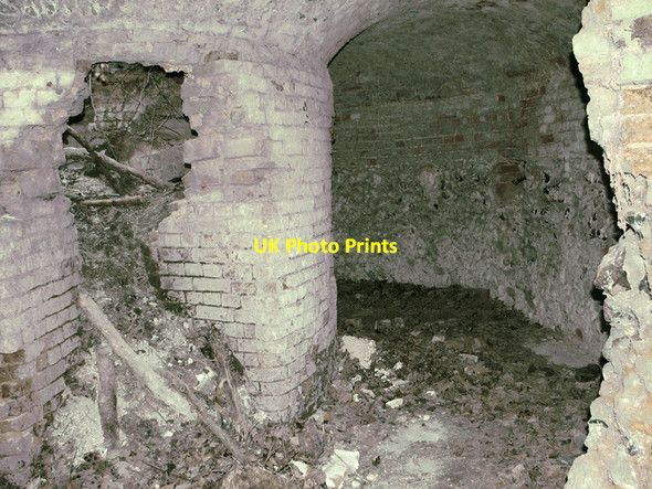 Photo 6"x4" Disused lime kiln - interior Guist c2014