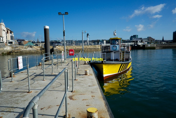 Photo 6"x4" Early Morning with the Mount Batten Ferry at Plymouth Barbican Jetty Mount Batten c2014