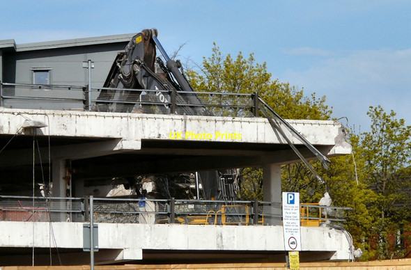 Photo 6"x4" Demolishing the Multi-storey Hyde\/SJ9494 c2014