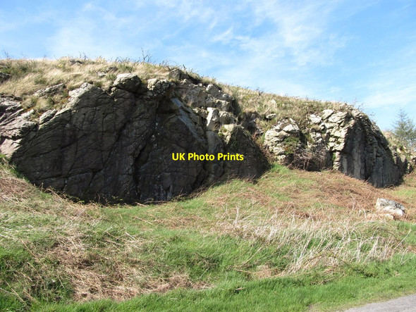 Photo 6"x4" Minor disused quarries at the col Newry c2014