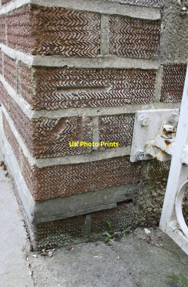 Photo 6"x4" Benchmark on #275 Marston Road Oxford\/SP5106 c2014