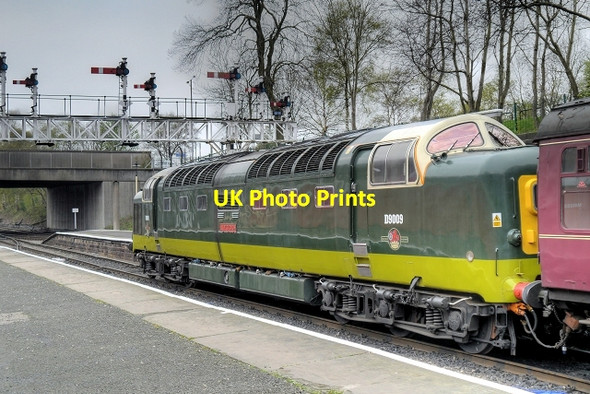 Photo 6"x4" Deltic D9009 at Bolton Street Station Bury\/SD8010 c2014