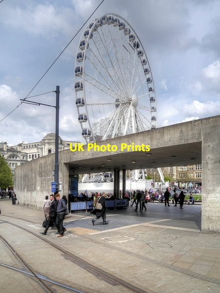 Photo 6"x4" Wheel and Wall, Piccadilly Gardens Manchester c2014